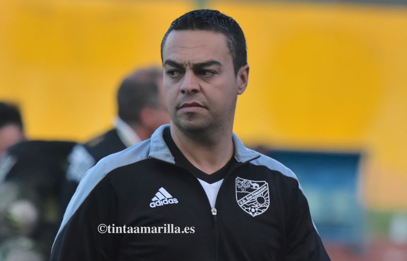 "El balón apenas toca el suelo en Tuilla"