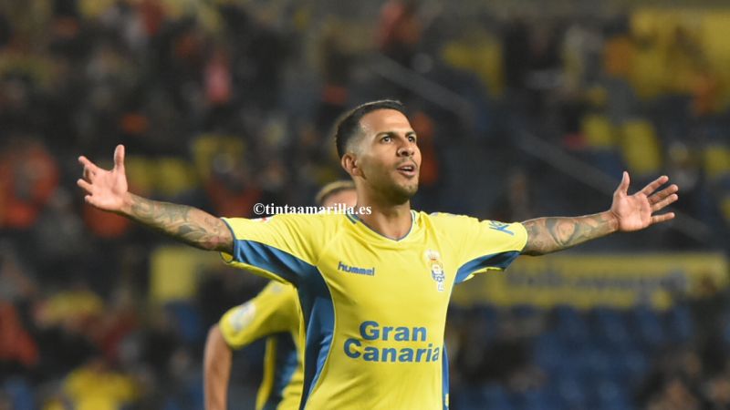 Viera alcanza a Socorro en la lista histórica de goleadores
