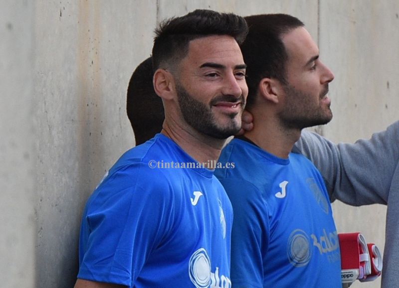 Héctor Figueroa juega sus primeros minutos con el Tamaraceite