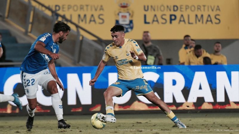 Moleiro, el amarillo y los artistas