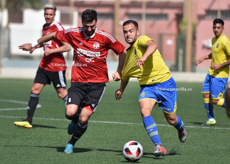 1-2: El Tuggen suizo gana al Esperanza de la UD