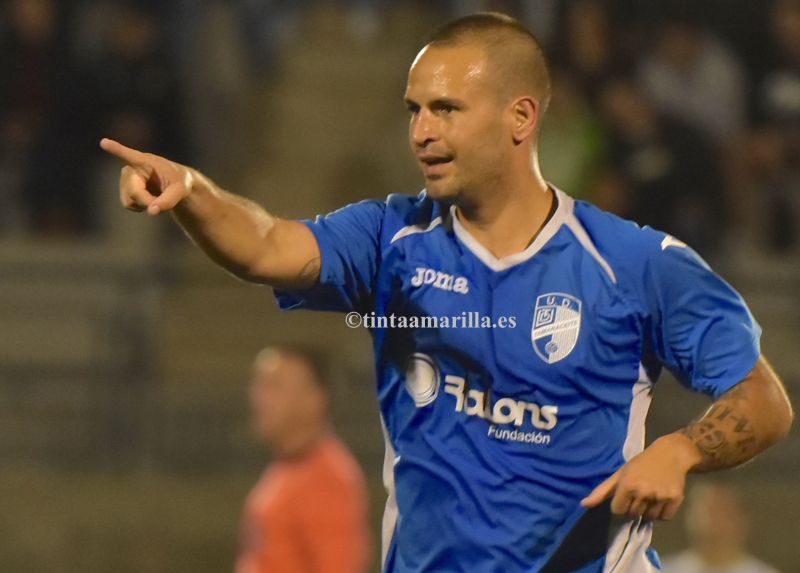 El líder Tamaraceite pasó por Vecindario como un ciclón