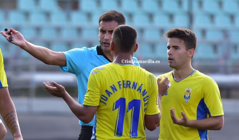 Competición ratifica la sanción a Juan Fernández