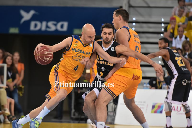 Oliver ya es el séptimo mejor pasador histórico de la Liga ACB