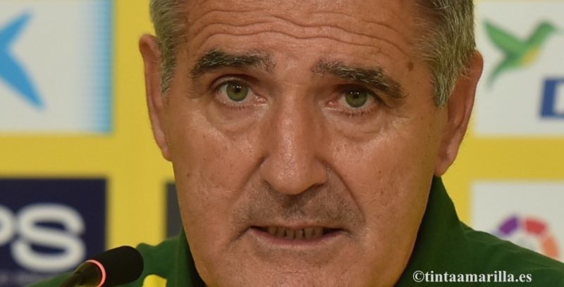 "La UD debe tener en el campo más del 50% jugadores de la tierra"