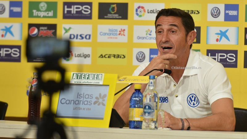 "Tana escuchó cantos de sirena, pero nadie vino por él"