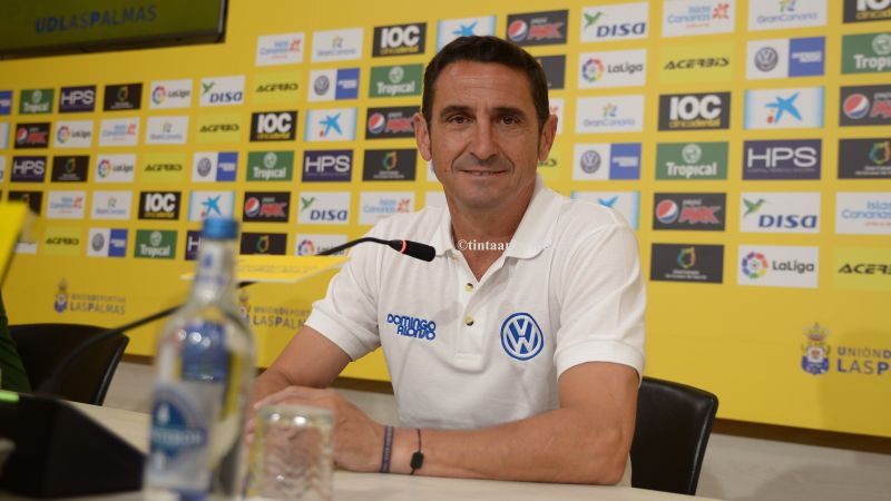 "Deseo que juegue Araujo, pero no podemos volvernos locos y ser pacientes"