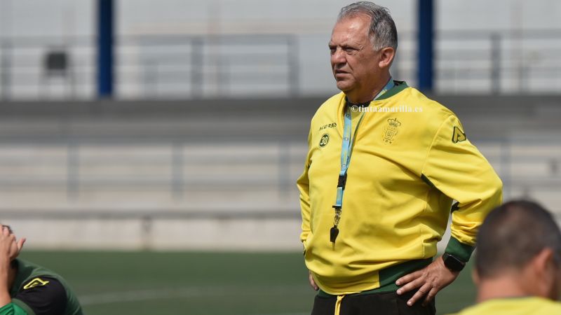 Juan Manuel sigue al frente de Las Palmas Atlético