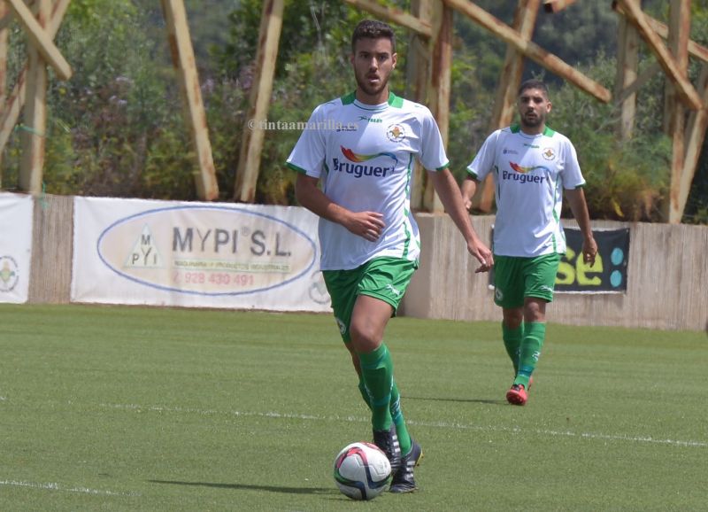 "El fútbol no fue justo con el Villa; merecía el ascenso y se fue a tres minutos"