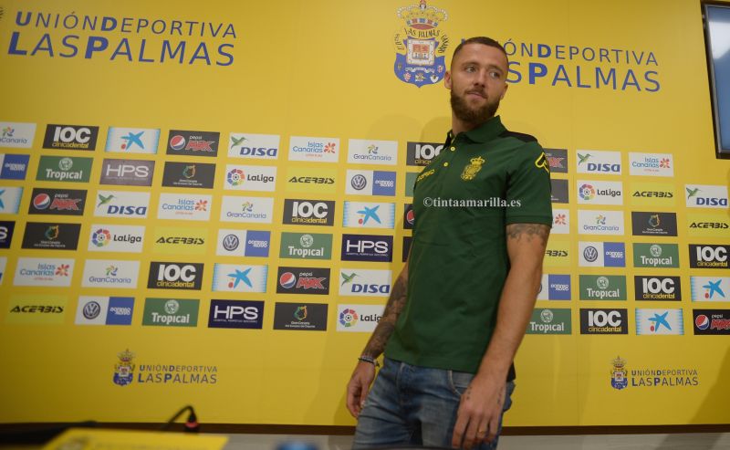 "Con esta plantilla hay que salir a ganar en todos los campos"