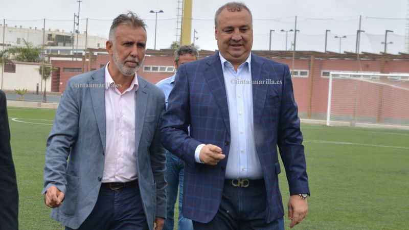 "Volver a abrir el estadio de la UD es importante para Canarias"