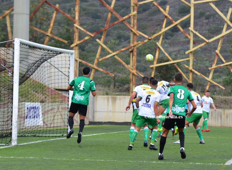 Suspendidos todos los partidos del domingo en Canarias