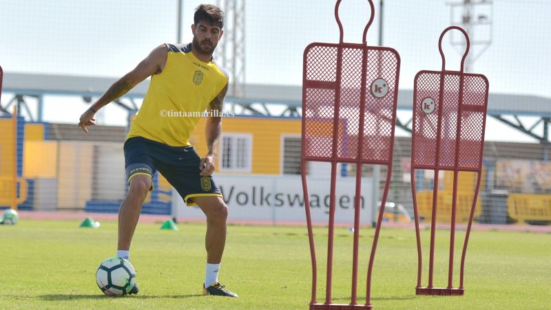 "Todos los equipos intentan parar a Messi y no pueden"