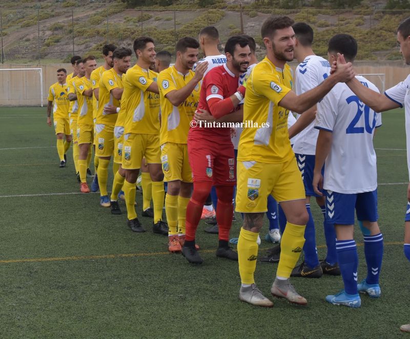 Los jugadores de Segunda B y Tercera no deben hacer vida social o salir de casa