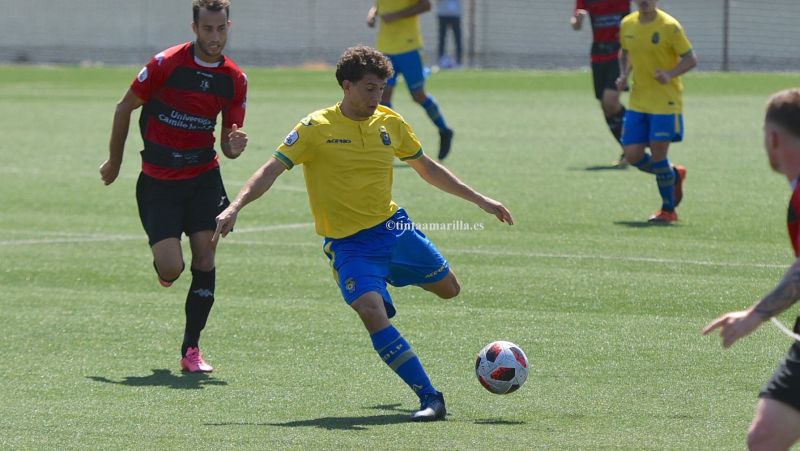2-0: Derrota del filial y otra traca arbitral