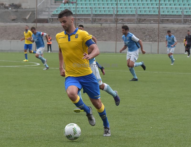 Fuli se opera de una rotura parcial de ligamentos