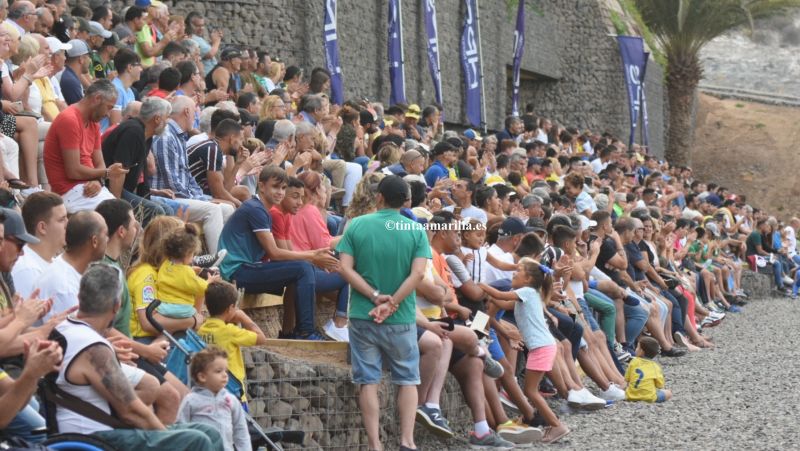 La UD supera la barrera de los 7000 abonados