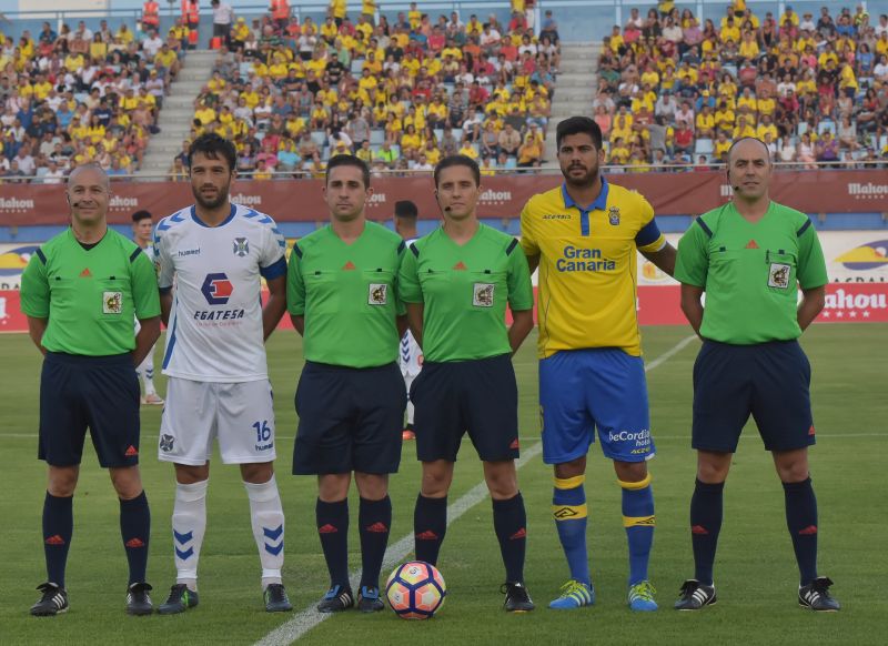 Una entrada gratis del derbi para cada abonado de la UD