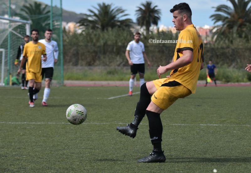 3-2: El Villa sufre una derrota comprometedora