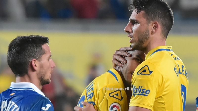 La UD mete casta a falta de fútbol