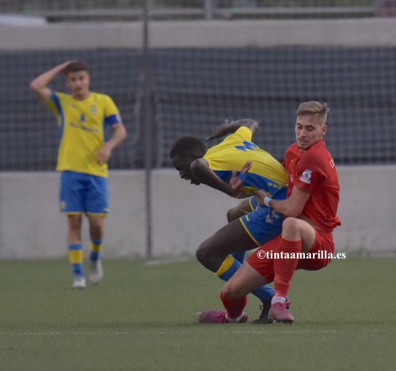 Solo falta el balón ovalado