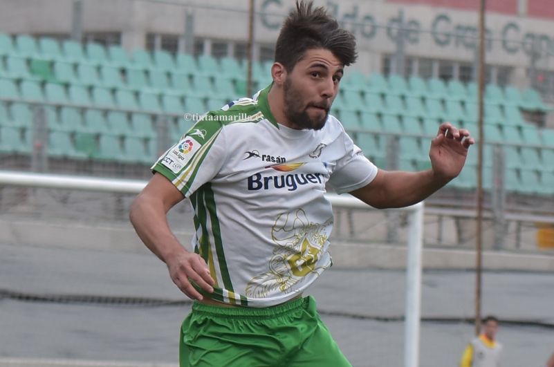 Angelo Sánchez: goles para la familia de Sataute