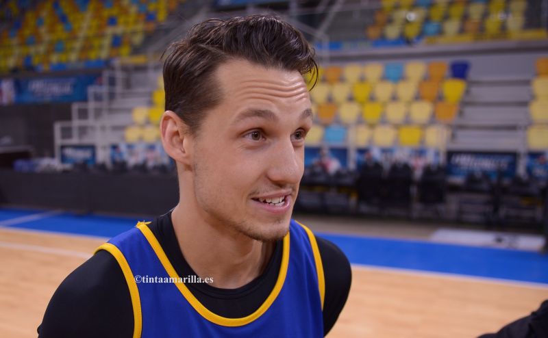 Eriksson pasa por el quirófano en Innsbruck