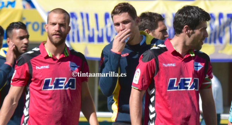 Raúl disiente: "Era fuera de juego de Deyverson"