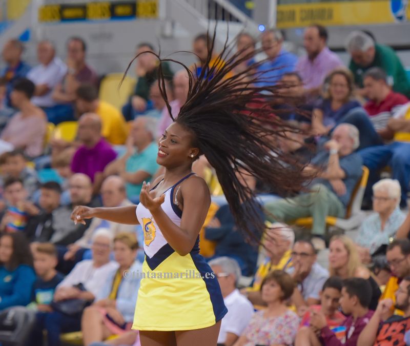 Que no sea por peluquería