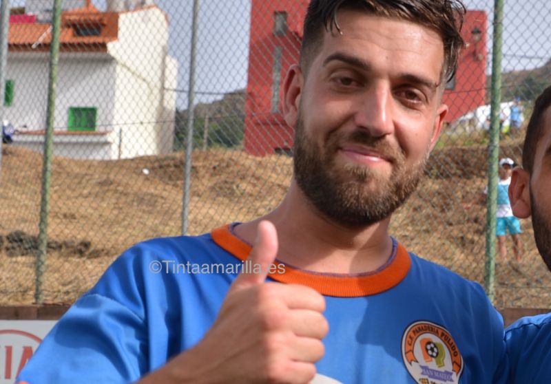 Braulio seguirá anotando en Segunda RFEF