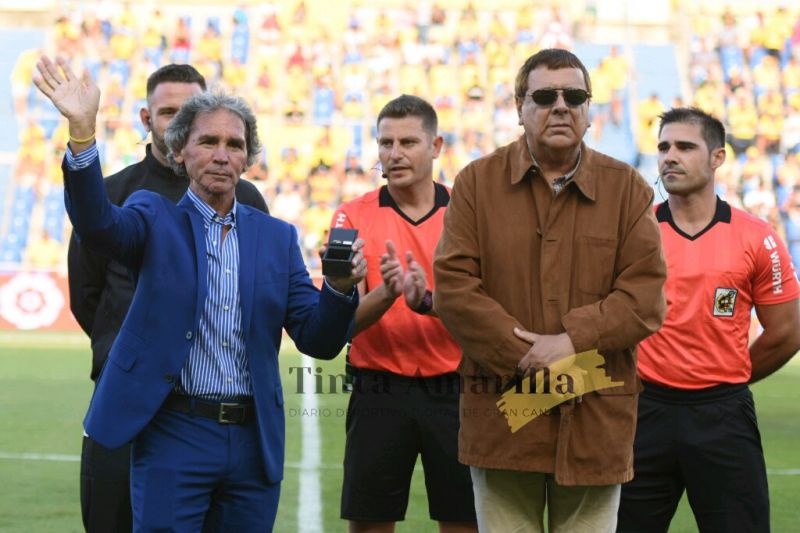 Ovación para Juani Castillo