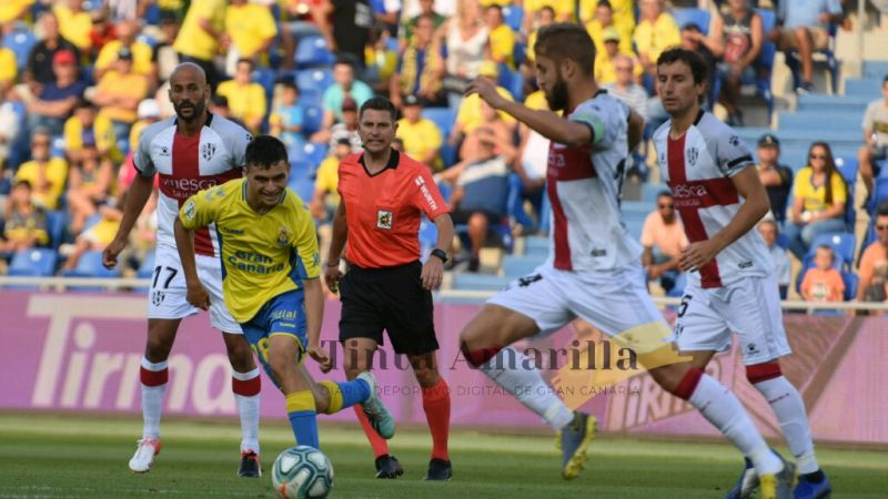 0-1: La UD pone las ganas; el Huesca, oficio