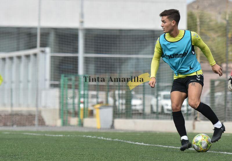 Primera convocatoria de Claudio y segunda del meta Mendoza