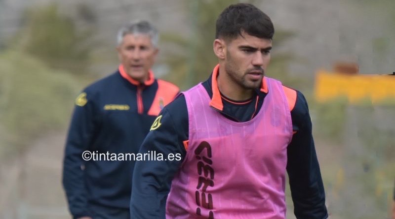 Tana devuelve el elogio: "Setién saca lo mejor de los jugadores"
