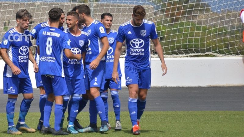 4-0: El San Fernando desnuda al Tenisca