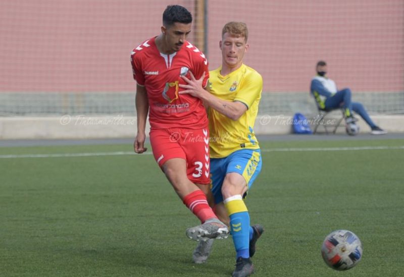 Toni Segura abandona el Tamaraceite y suena en Polonia