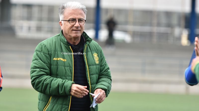 Tonono pronostica que Moleiro "disfrutará más en Primera"