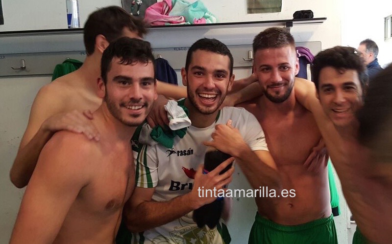 Trujillo marca un gol vital para el Villa y ficha por el San Fernando