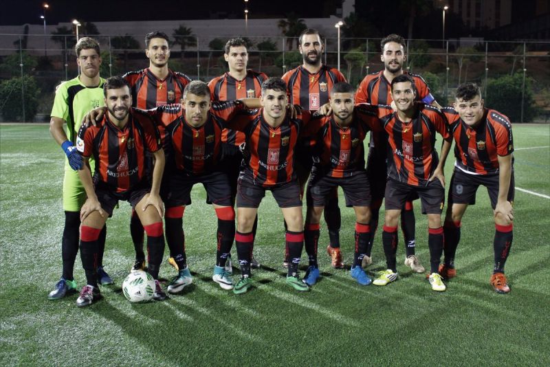 U. Viera y Arucas mantienen la presión al Tamareceite