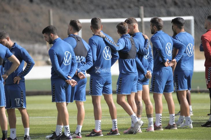 Dos positivos en el Tenerife