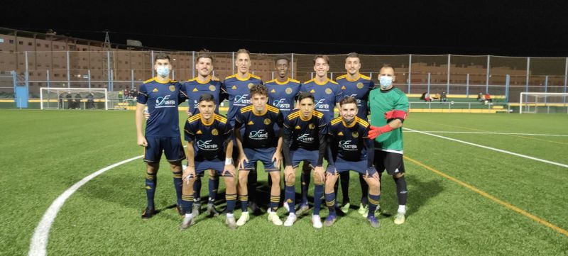 El Universitario pierde la estela del Estrella