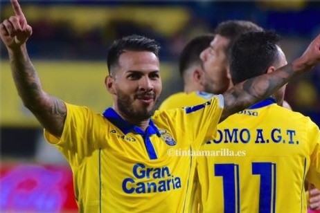 Oferta a Viera, Benito, Javi López, García Pimienta, ...