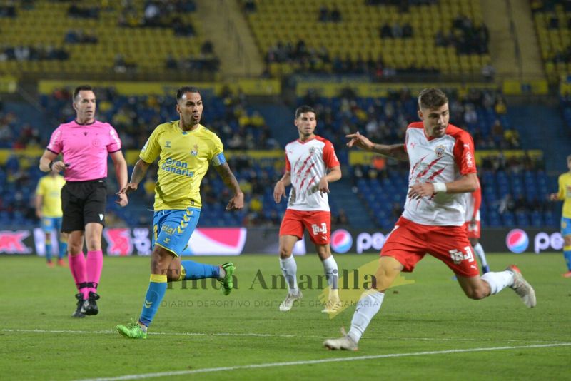 "Hasta los jugadores del Almería dijeron que la falta a Cardona fue muy clara"