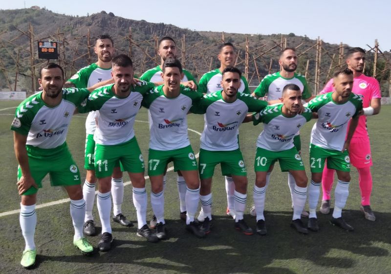 El Villa arranca un empate, mientras pierden Arucas y Viera