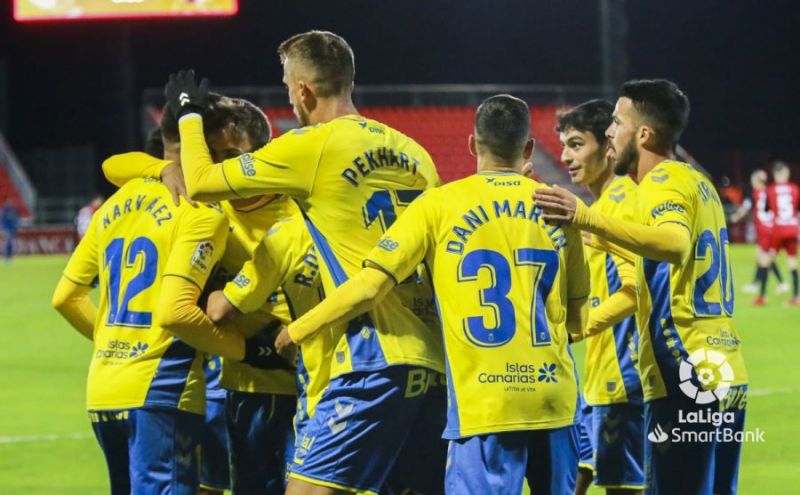 2-1: Del gran gol de Narváez a una UD desinflada