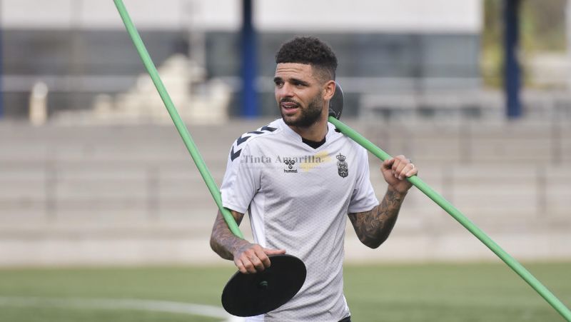 13 años blanquiazul, comienzo en amarillo