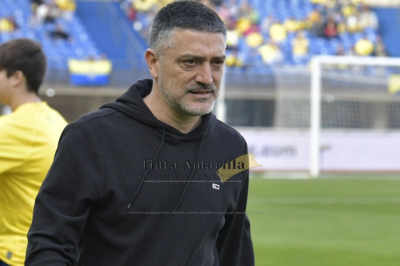 "Sandro tiene que marcar diferencia en nuestro equipo"