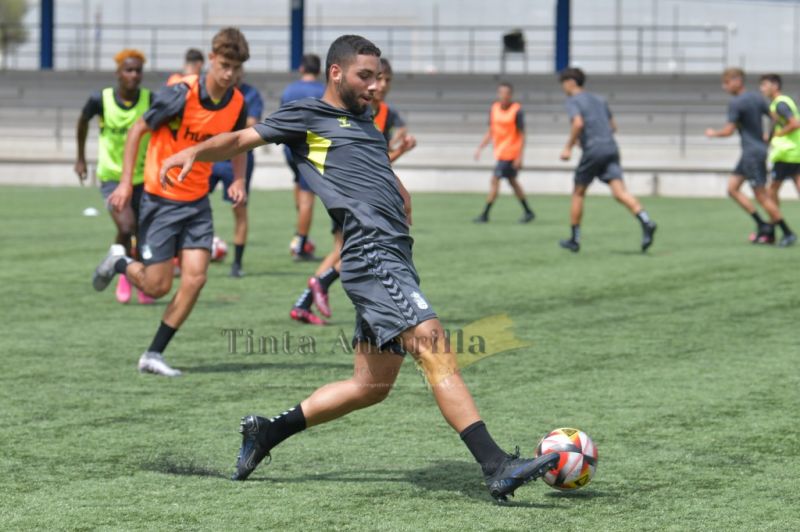 Fotos: El juvenil de la UD, ante su reto en Adeje