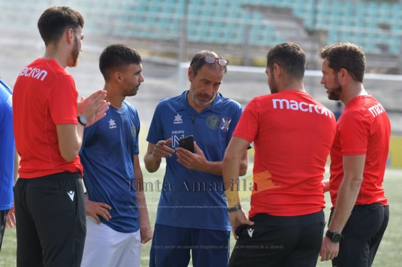 Aclaración en el banquillo visitante