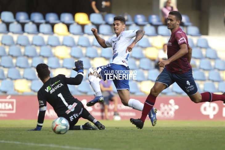 El Tenerife sigue sin ilusionar